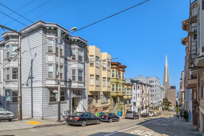 Building Photo - 1040-1044 Clay Street