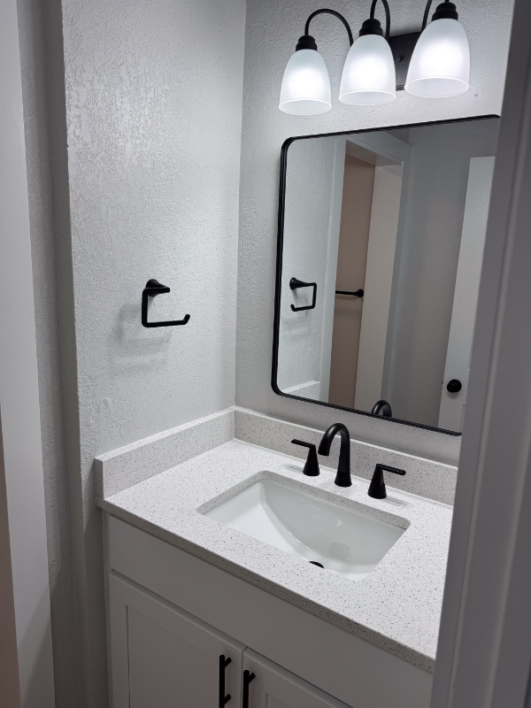 Photo - 412 Williams Ct Townhome