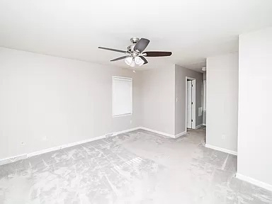 Main Level Bedroom - 204 Mountain Laurel Dr