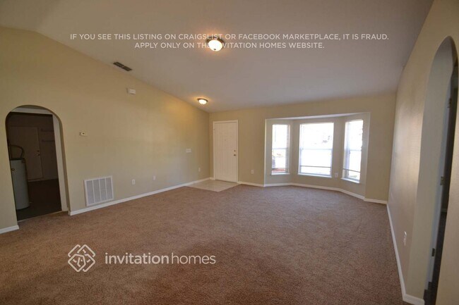 Foto del edificio - 3074 Mapleshade St