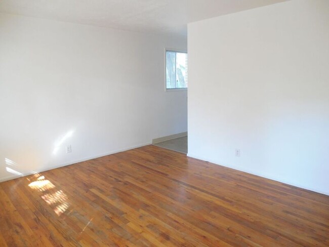 Building Photo - 2200 N 24th St