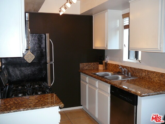Foto del edificio - 558 Evergreen St