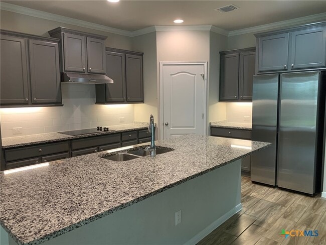 Building Photo - 515 Salt Lick Dr