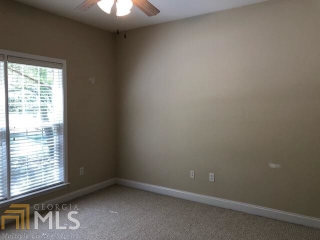 Building Photo - 1193 Golf Club Rd