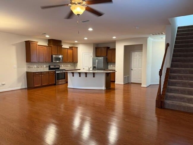 Building Photo - 2460 Pecan Ridge Way