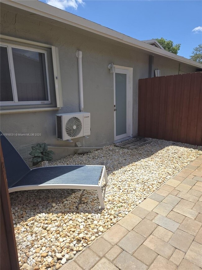 Building Photo - 11030 NW 18th St