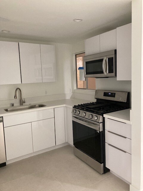Foto del edificio - 1033 3rd St