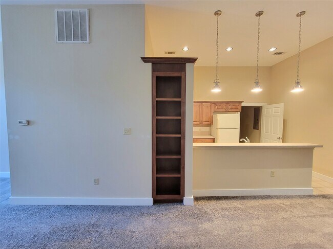 Foto del edificio - 2315 Harborside Dr