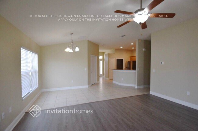 Building Photo - 6035 Serene Pl