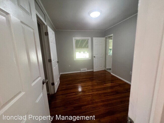 Building Photo - 3 br, 1 bath House - 22 Edwards Road