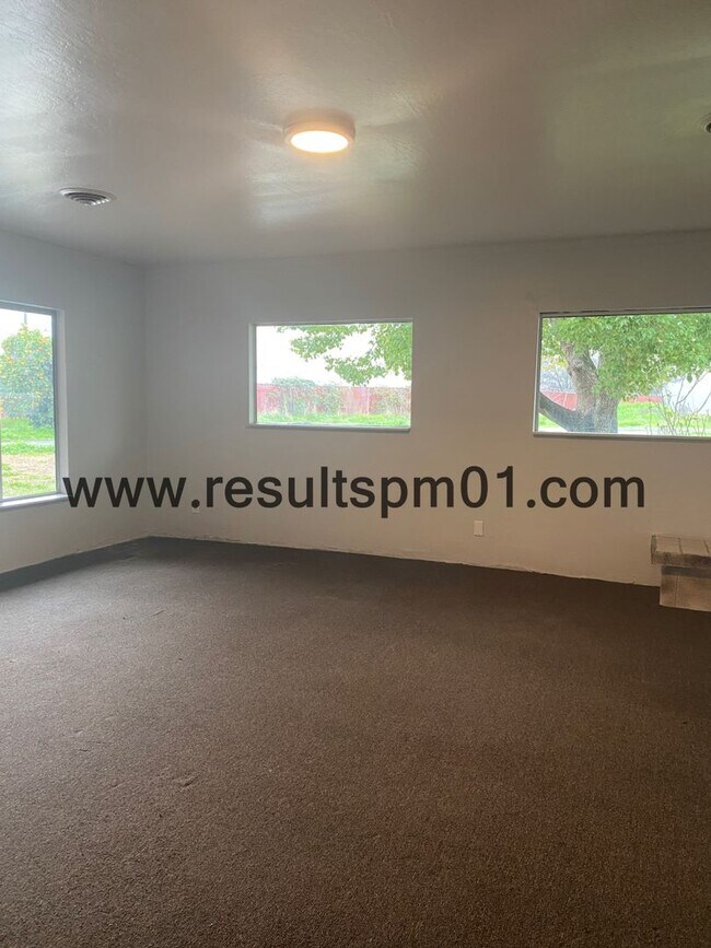 Foto del edificio - Spacious Vacaville Home