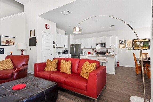 Building Photo - 8517 Leroi Dr