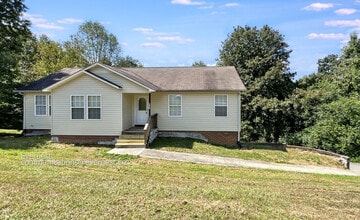 Building Photo - 181 Fox Crest Dr SW