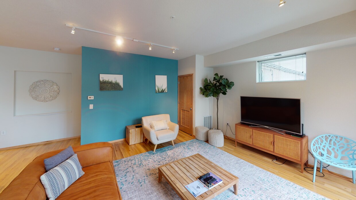 Photo - Blue and Lime Apartments