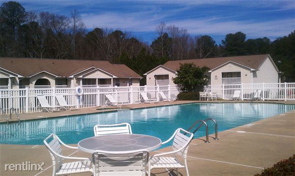 Primary Photo - 429 Plaza Dr