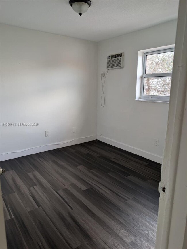 Foto del edificio - 1461 SW 5th St