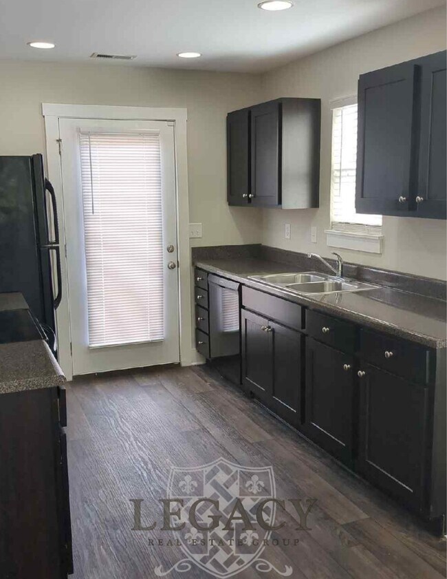 Building Photo - 3536 Steffisburg Dr
