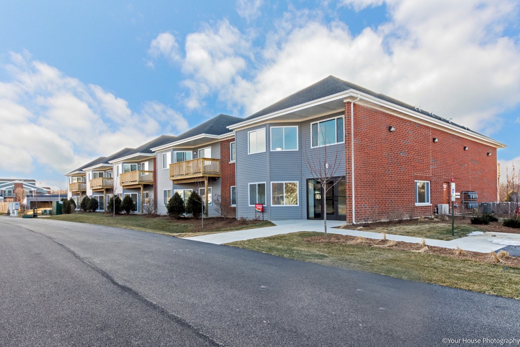 Apartments In Fox Lake