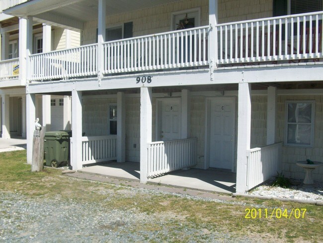 Foto del edificio - 908 Fort Fisher Blvd N