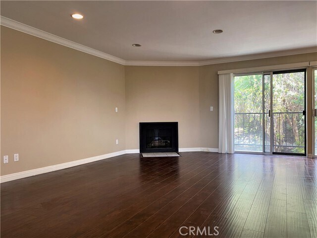 Building Photo - 1139 Rosecrans Ave
