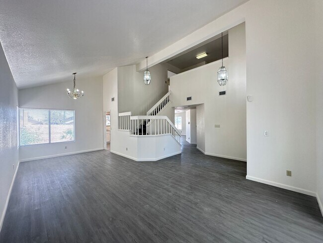 Foto del edificio - Spring Valley