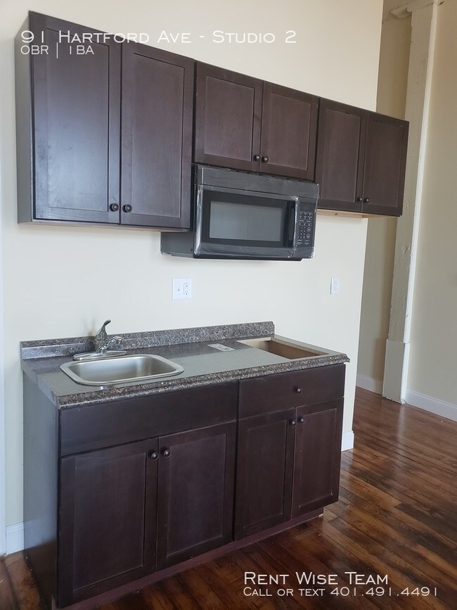 Foto del edificio - 91 Hartford Ave