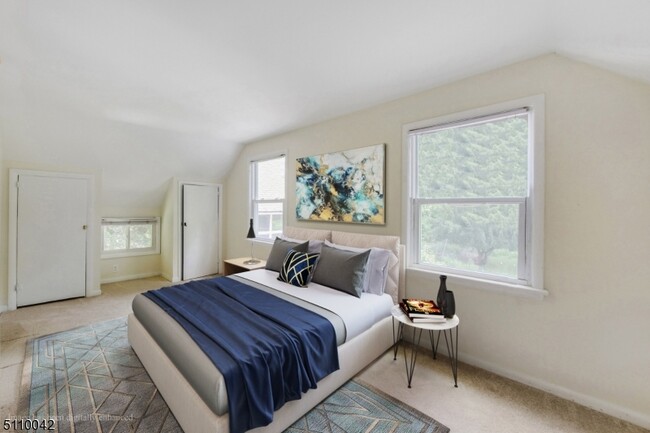 Building Photo - 46 Kitchell Rd