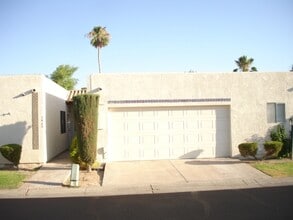 Building Photo - 1413 E Torrey Pines Cir