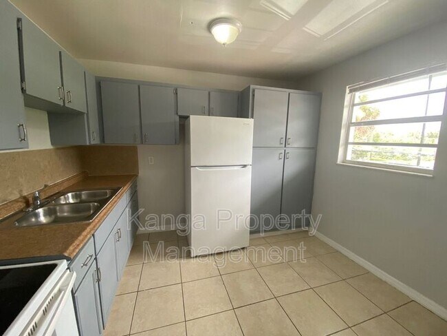 Photo - 3208 Louisiana Ave Apartment