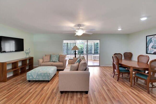 Building Photo - SCC Villa Furnished Or Unfurnished
