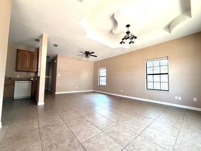 Foto del edificio - 1808 N McKinley St