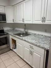 Building Photo - 1961 Liberty St