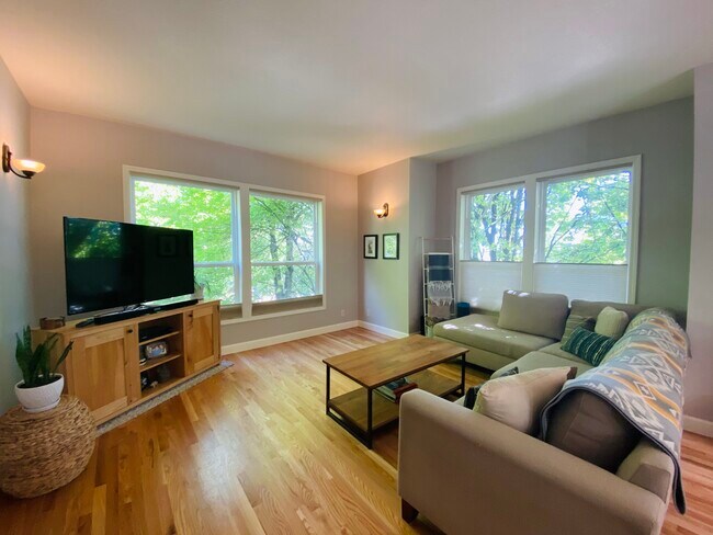 Foto del edificio - 236 SW Whitaker St