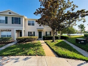 Building Photo - 15645 Stable Run Dr