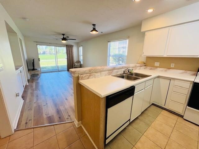 Foto del edificio - 607 Waterway Village Blvd