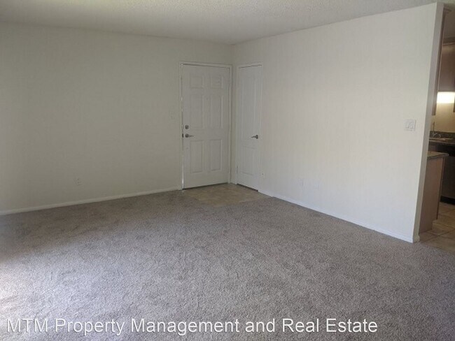 Building Photo - 1 br, 1 bath House - 463 Ballantyne St #35