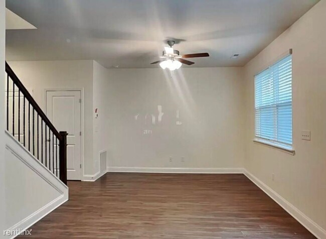 Foto del edificio - 3 br, 2.5 bath House - 1328 Bethany Dallas...