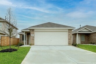 Building Photo - 1480 Las Cuevas Dr