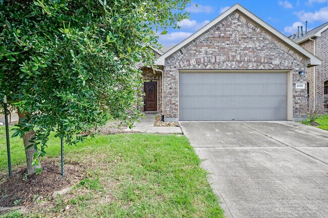 Building Photo - 20719 Winghaven Dr