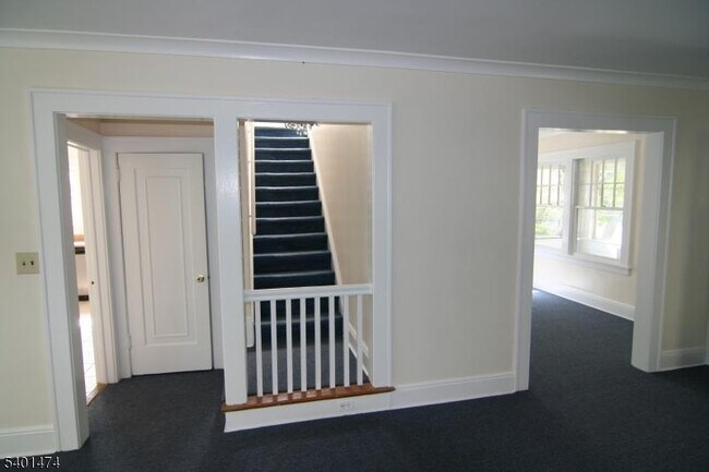 Foto del edificio - 220 S Ridgewood Rd