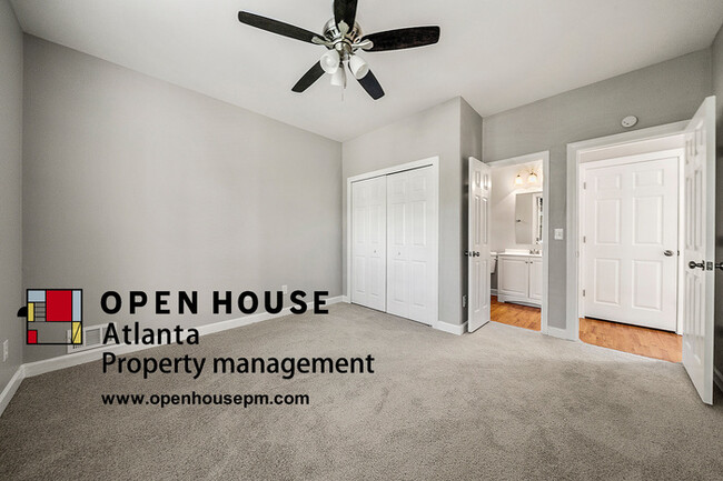 Building Photo - 3089 Milledge Gate Ct SE, Marietta