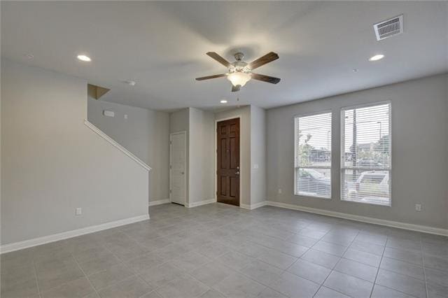 Building Photo - 6814 E Riverside Dr