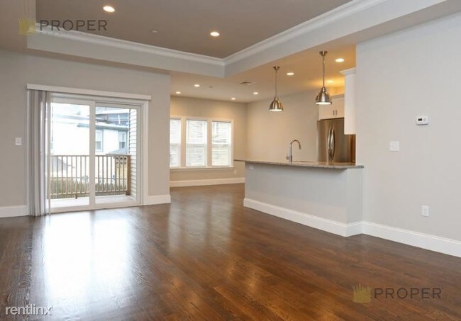 Building Photo - 4 br, 3 bath  - 11 Mercer St # 1
