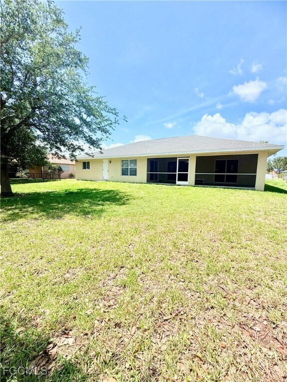 Foto del edificio - 2452 NW 9th St