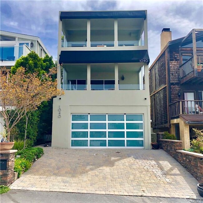 Building Photo - Gorgeous Contemporary Hilltop Laguna Beach...