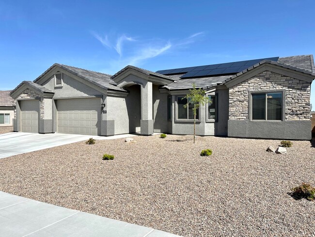 Building Photo - Beautiful 3 Bedroom Home in Southern Vistas w/ Solar!