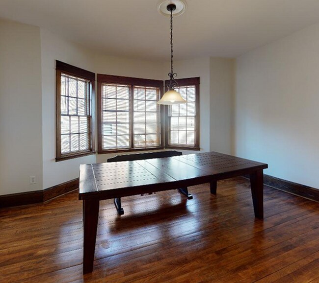 Foto del edificio - Updated Single Family Home close to U of M...