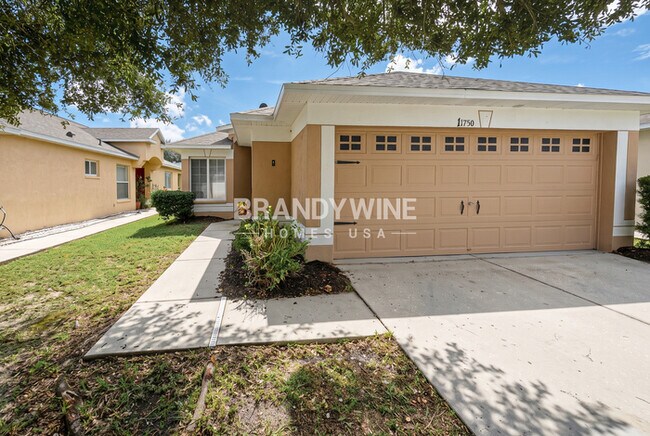 Foto del edificio - 11750 Lynmoor Dr