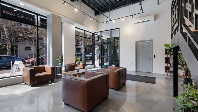 Building Photo - 44West