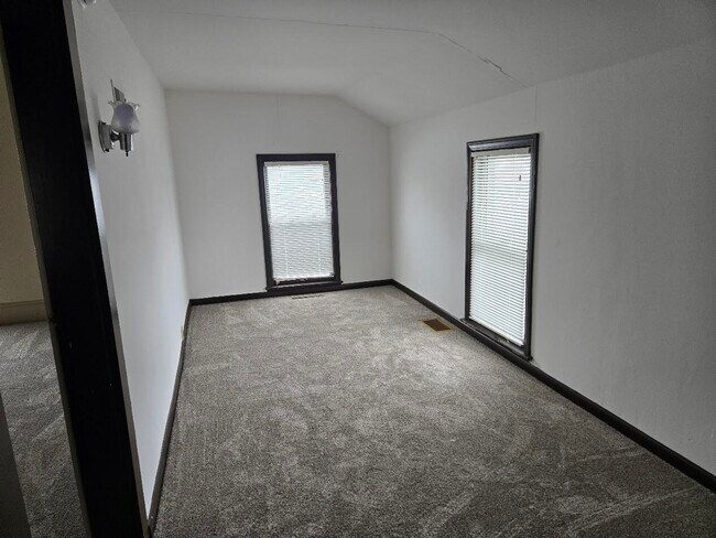 Foto del edificio - 135 W Michigan Ave